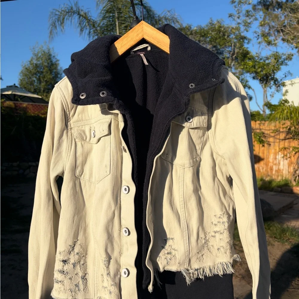 Free People Cream / Ivory Denim Jacket w/ Soft black charcoal hoodie Lightweight - Picture 9 of 11